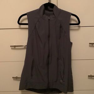 Nursing scrub vest